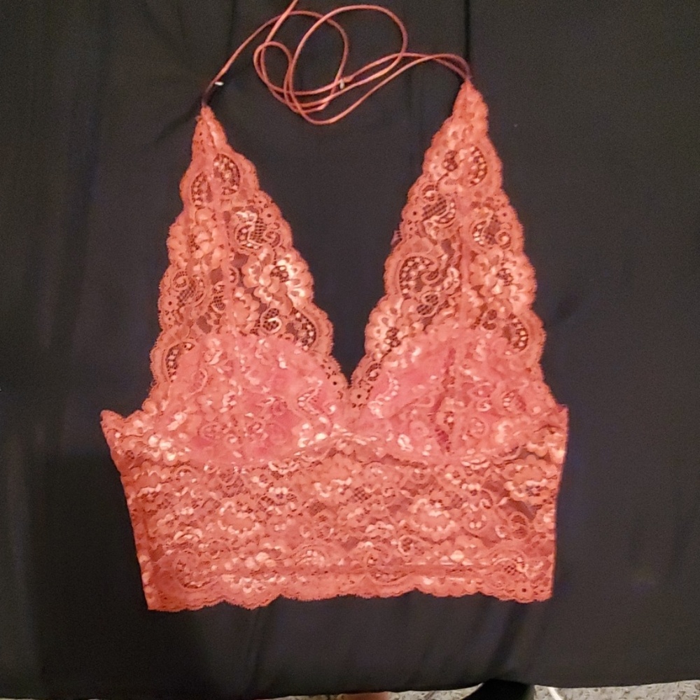 Bras/ Lingerie - Picture 8 of 8